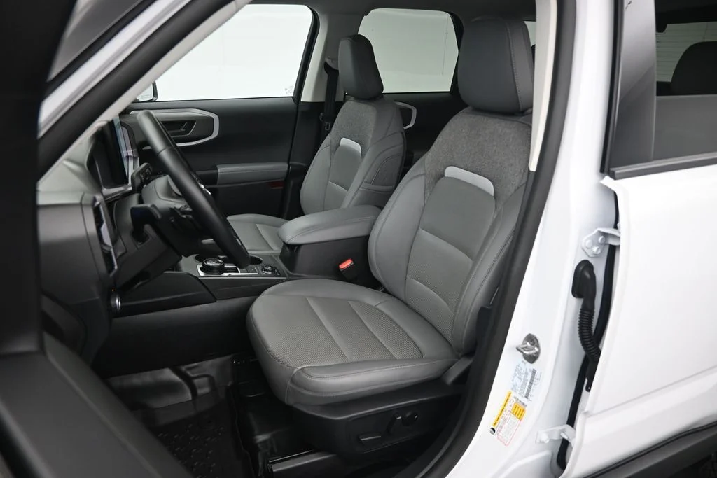 Certified Used 2025 White Ford Badlands image 16