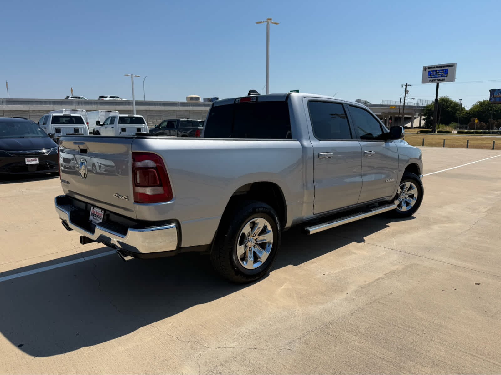 Used 2023 Billet Silver Metallic Clearcoat Ram Laramie image 6