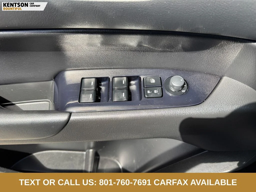 Used 2020 Black Mazda Touring image 19
