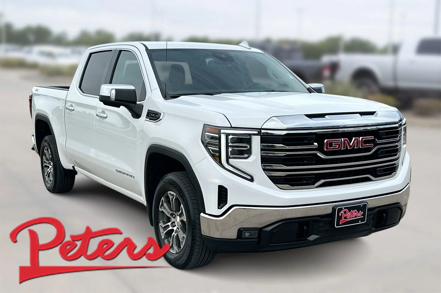 2025 GMC Sierra 4WD Crew Cab Short Box SLT's photo