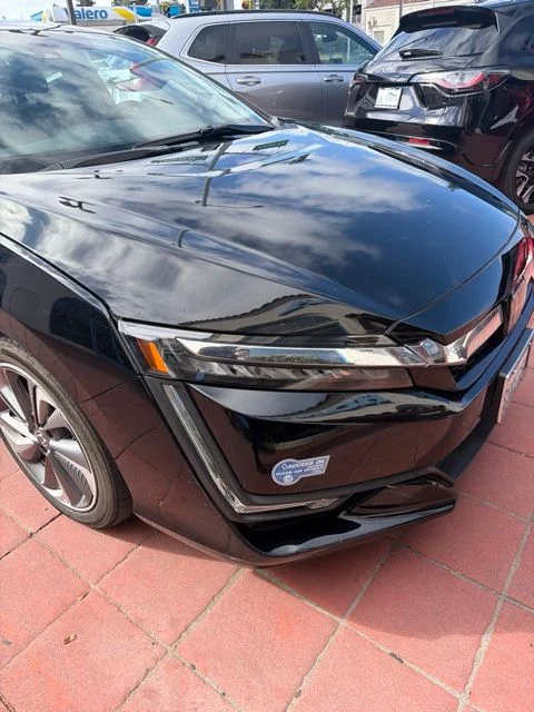 Used 2020 Black Metallic Honda Touring image 21