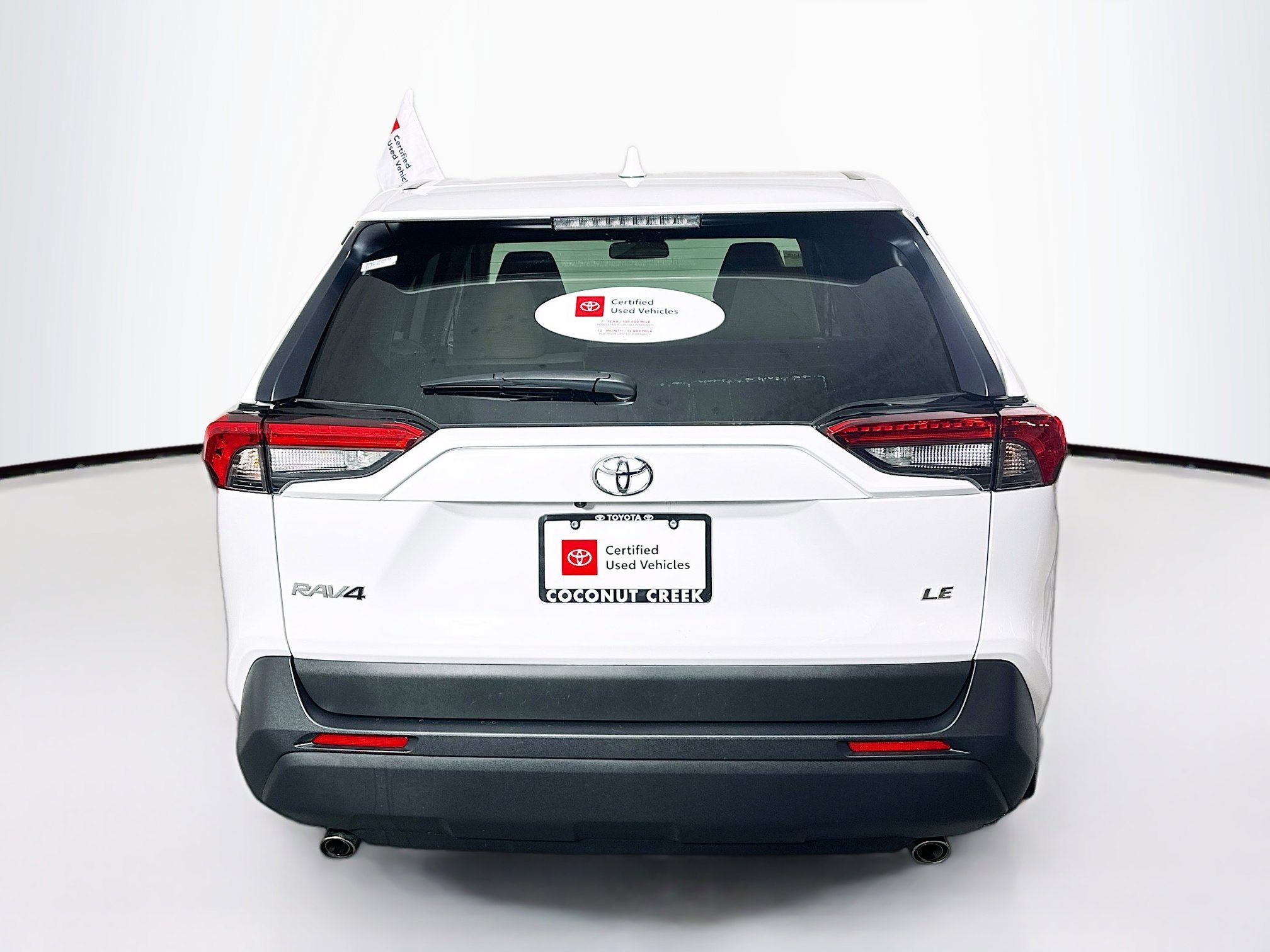 2025 Toyota RAV4 thumbnail 6