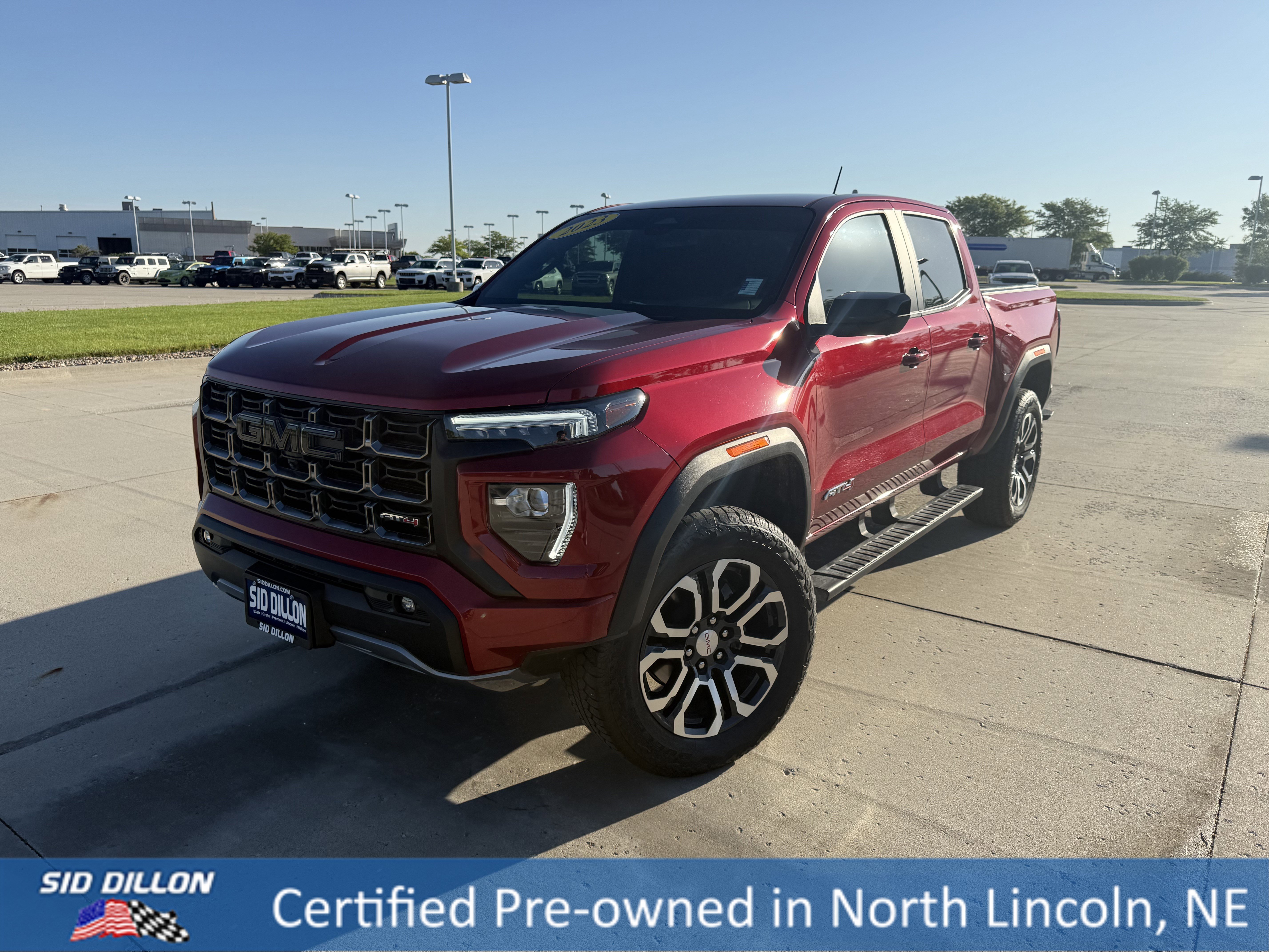 2023 GMC Canyon 4WD AT4 Crew Cab Short Box's photo
