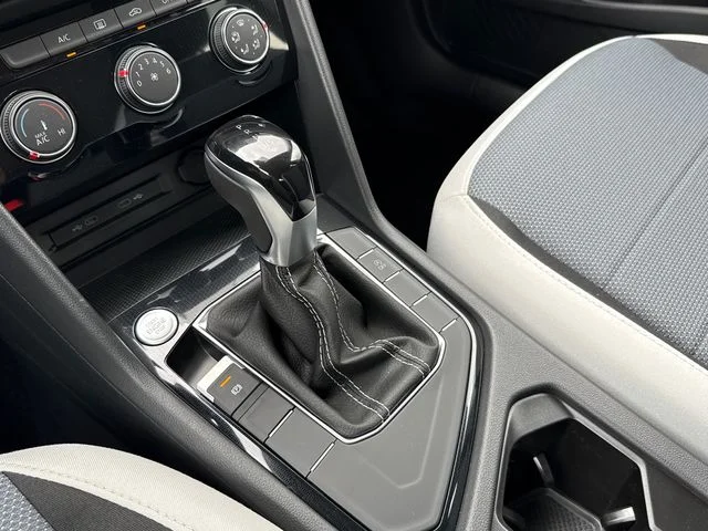 New 2026 Pure White Volkswagen 1.5T S image 28