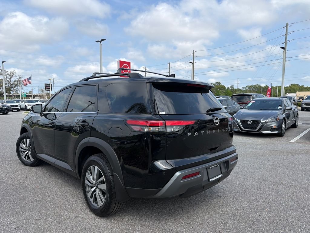 New 2026 Nissan Pathfinder SL 4D Sport Utility
