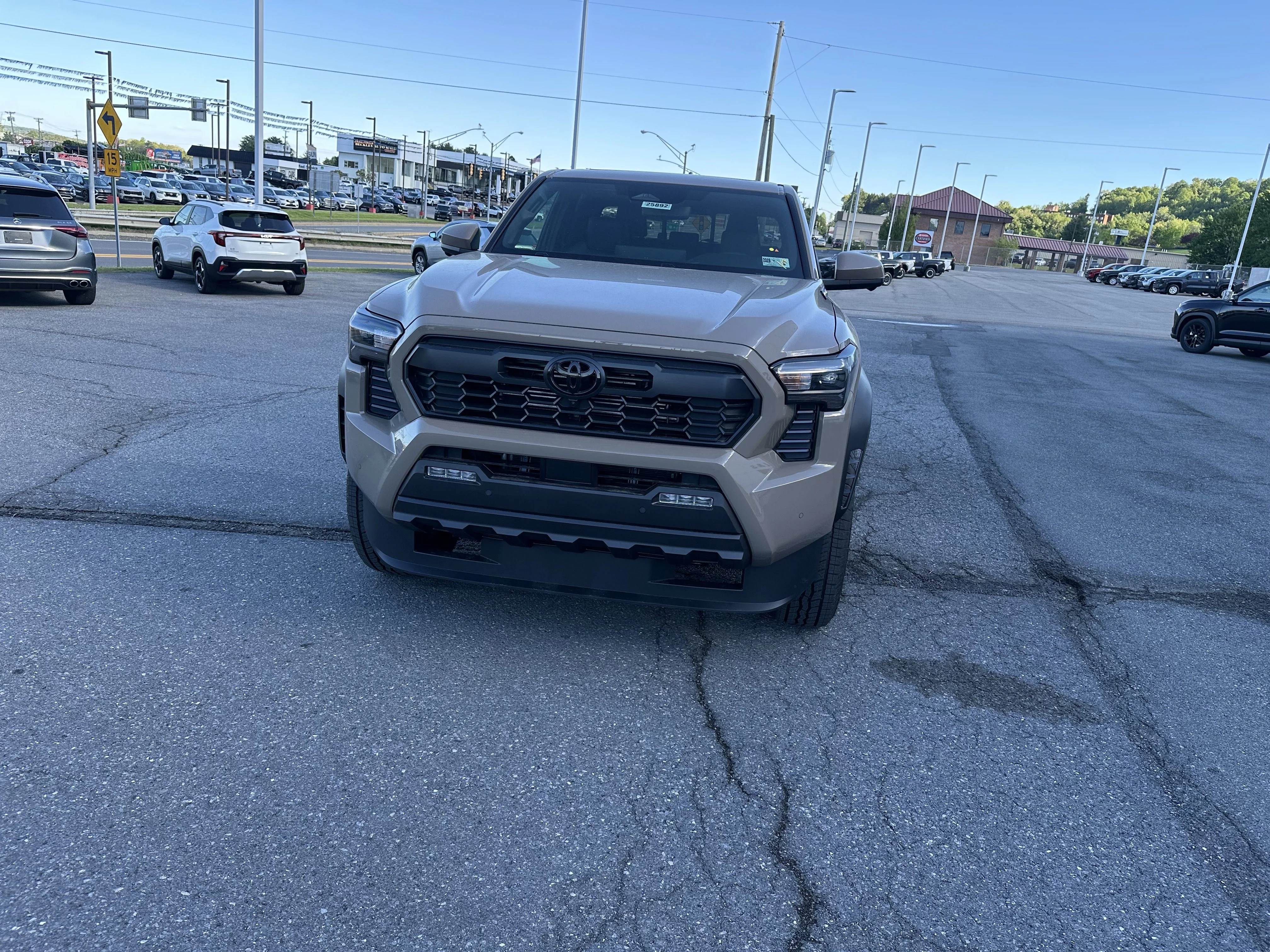 2026 Toyota Tacoma TRD Off Road - Photo 8