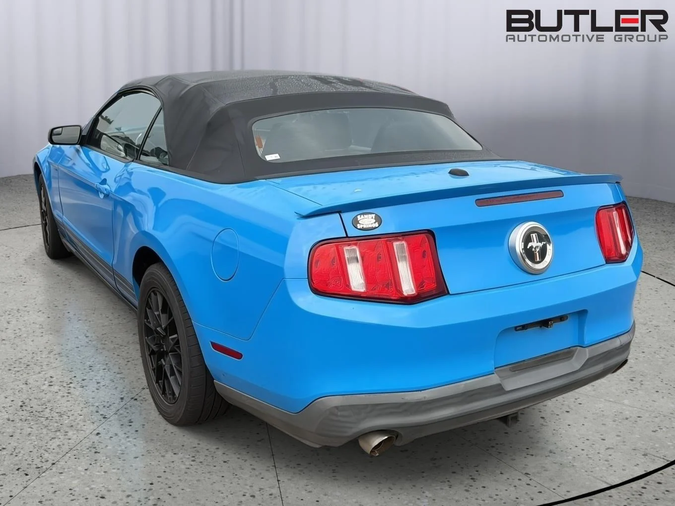 Used 2012 Grabber Blue Ford V6 Premium image 10