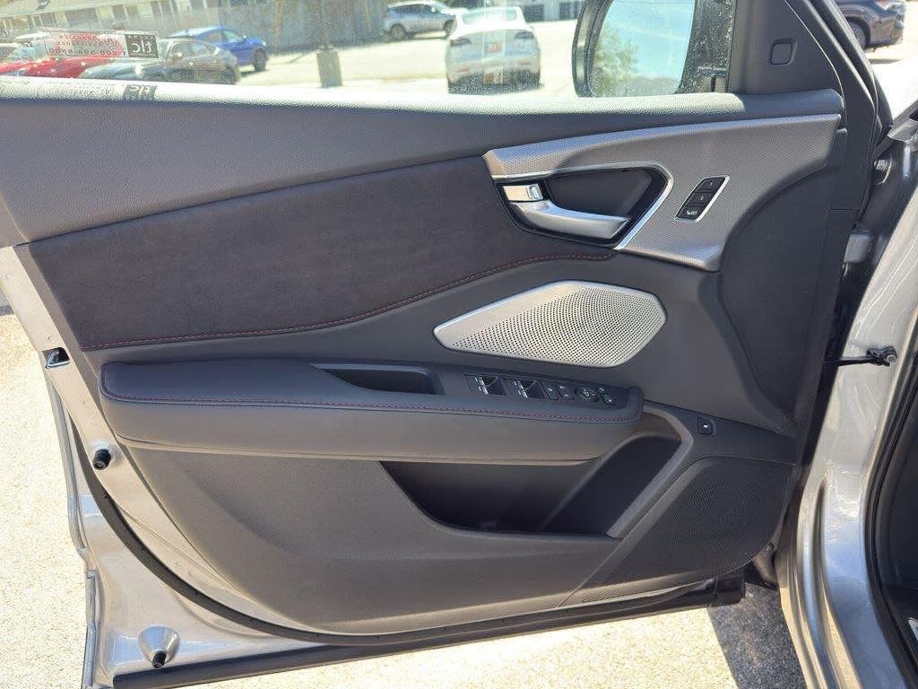 New 2026 Solar Silver Metallic Acura w/A-Spec Advance Package image 17