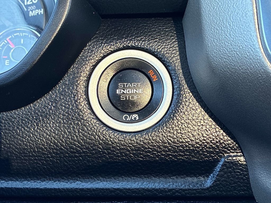 Used 2020 White Ram Laramie image 30