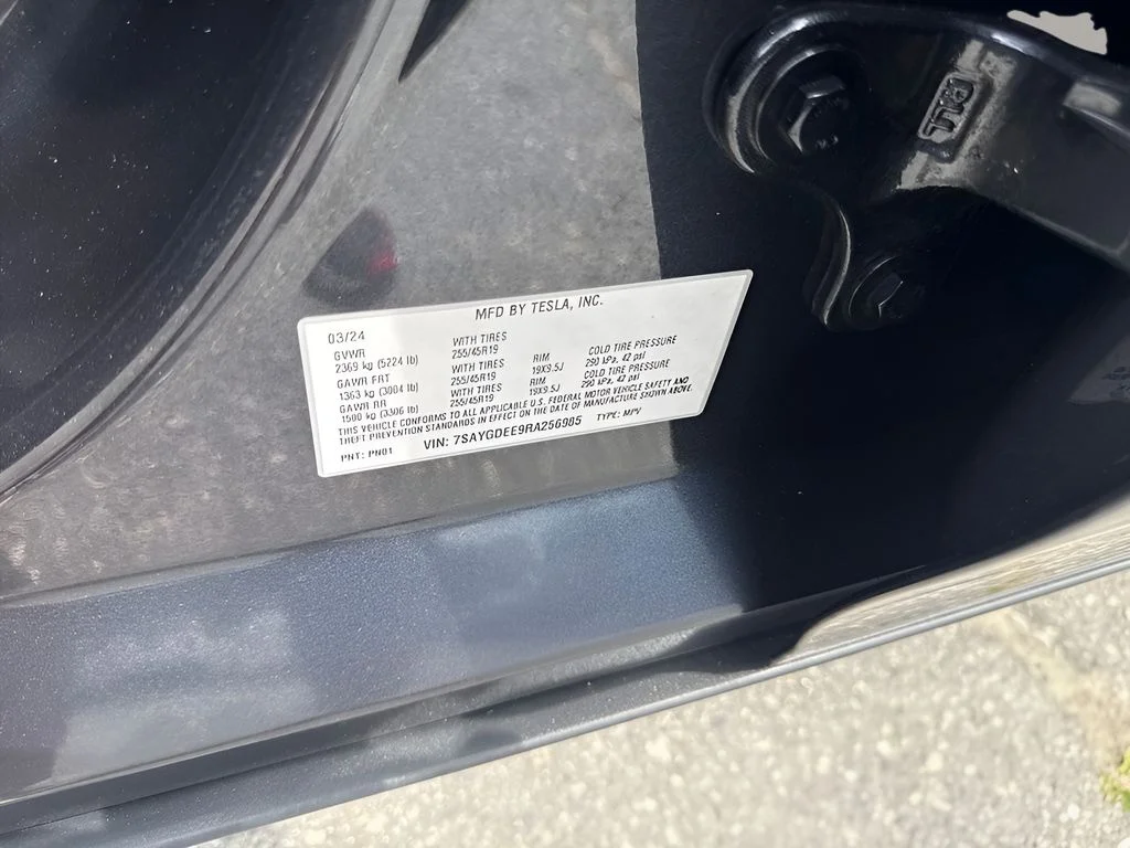 Used 2024 Black Tesla Long Range image 39