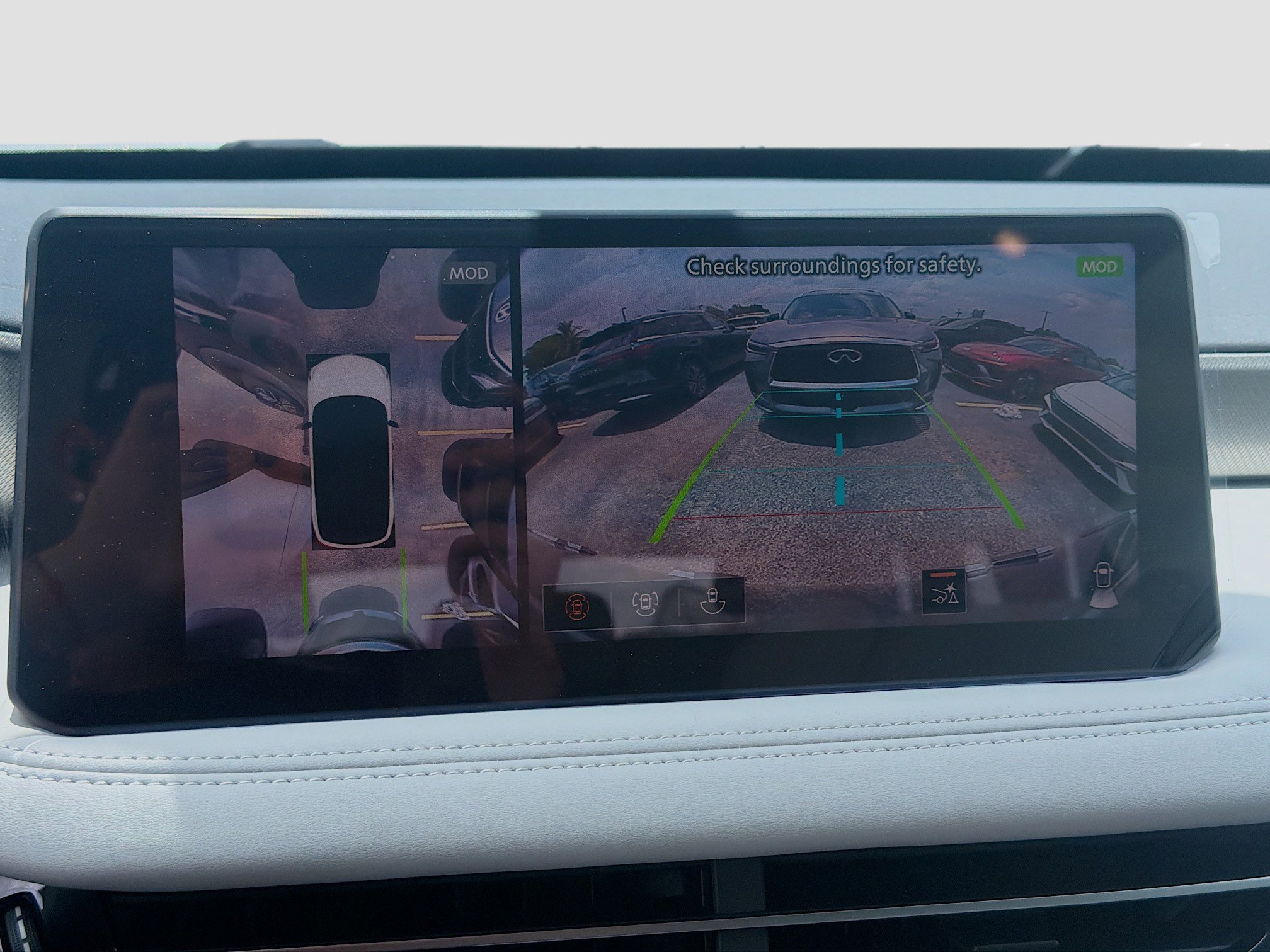 New 2027 MINERAL BLACK INFINITI Luxe FWD image 14