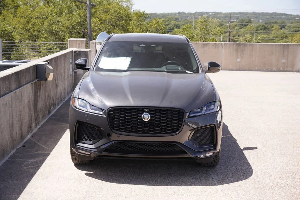 2026 Jaguar F-Pace R-Dynamic S - Photo 4