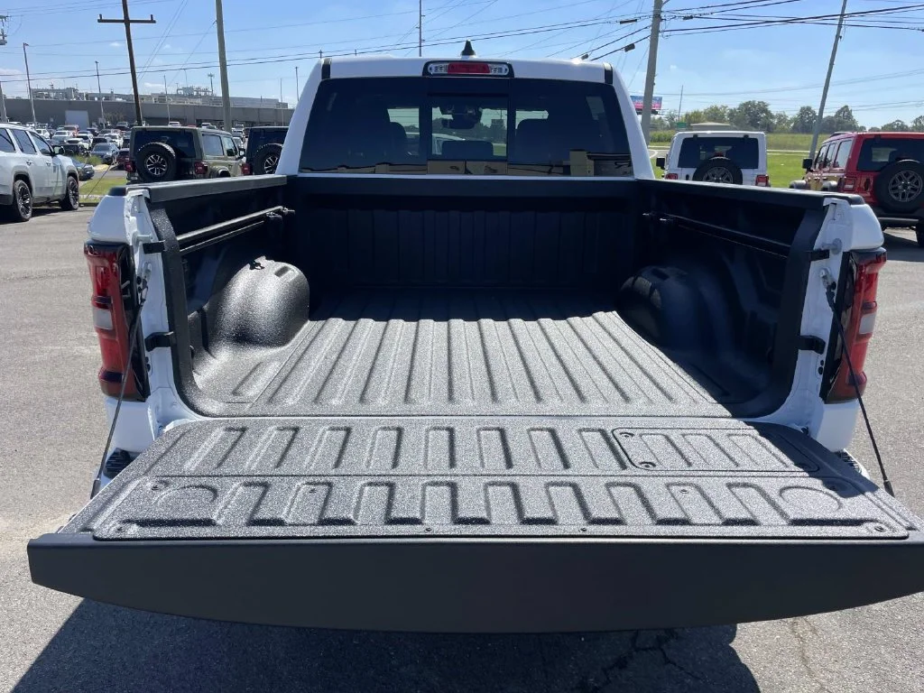 New 2027 Bright White Clear-Coat Exterior Paint RAM Laramie image 19