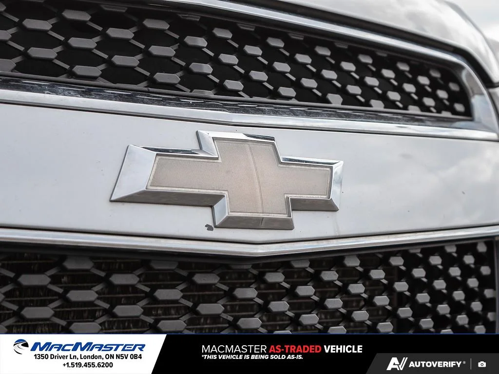 Used 2010  Chevrolet LT image 12