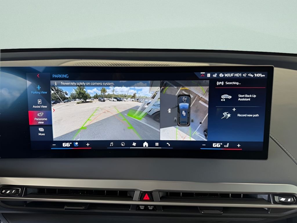 Certified Used 2025 Gray BMW M60 image 17
