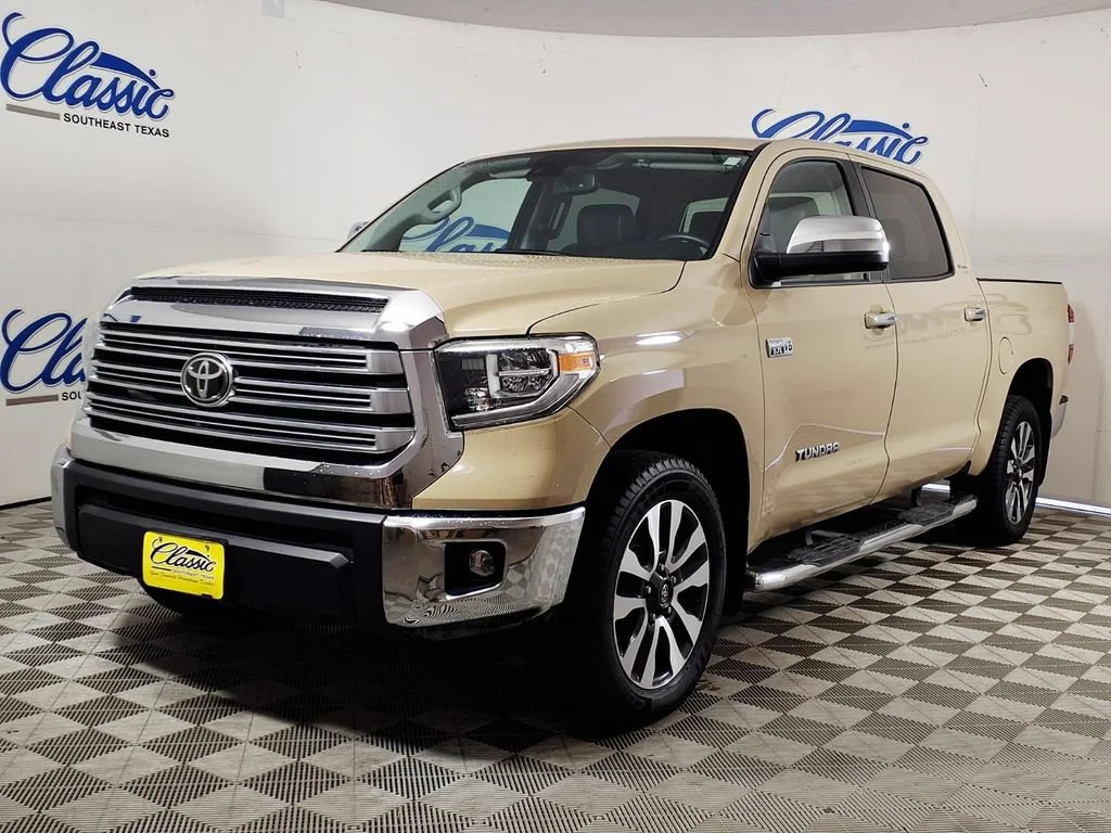 Used 2020 Quicksand Toyota Limited image 6