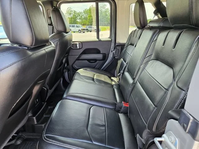 Used 2022 Gray Jeep Unlimited Sahara image 25