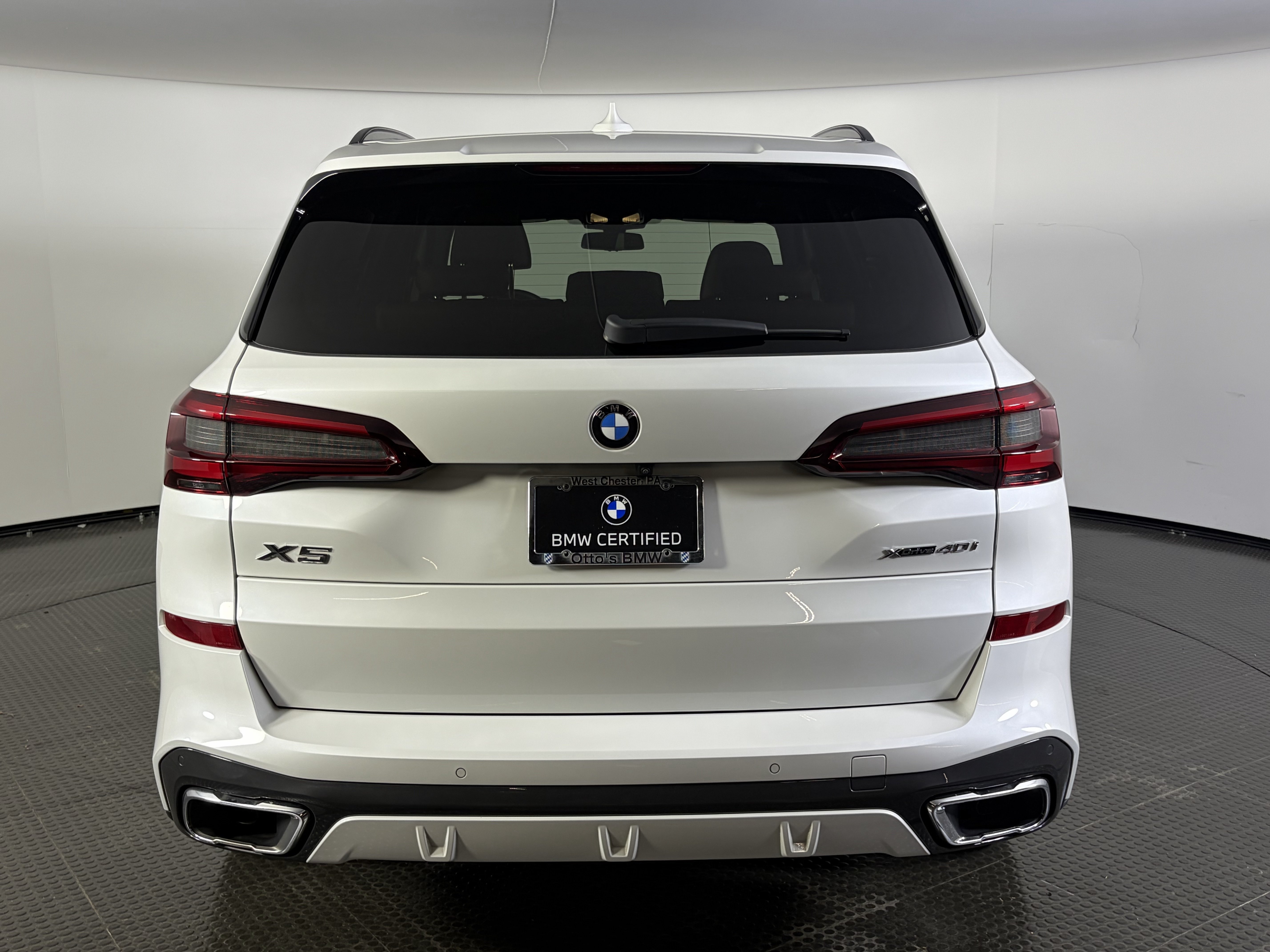 Used 2020 Mineral White Metallic BMW xDrive40i image 6