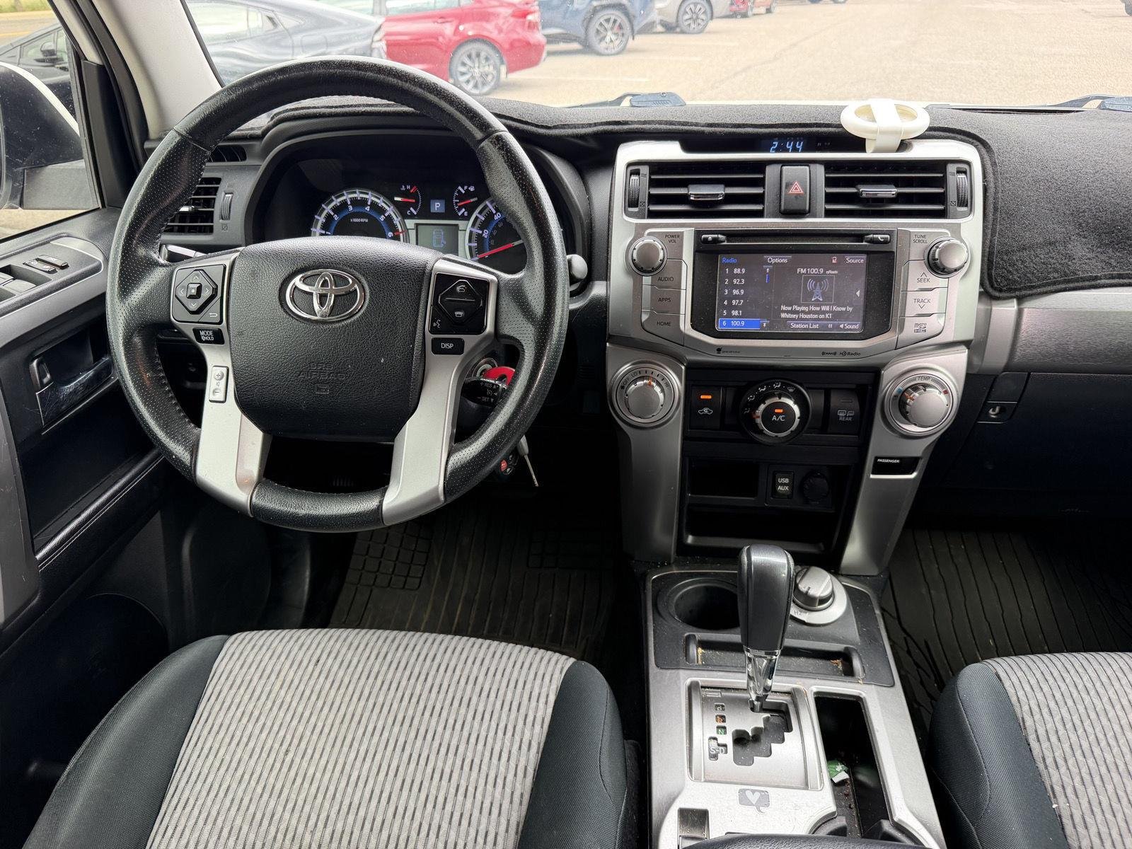 Used 2017 Super White Toyota SR5 image 24