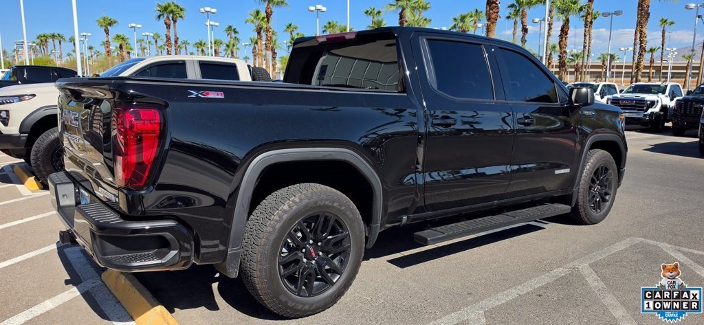 Used 2024 Onyx Black GMC Elevation image 3