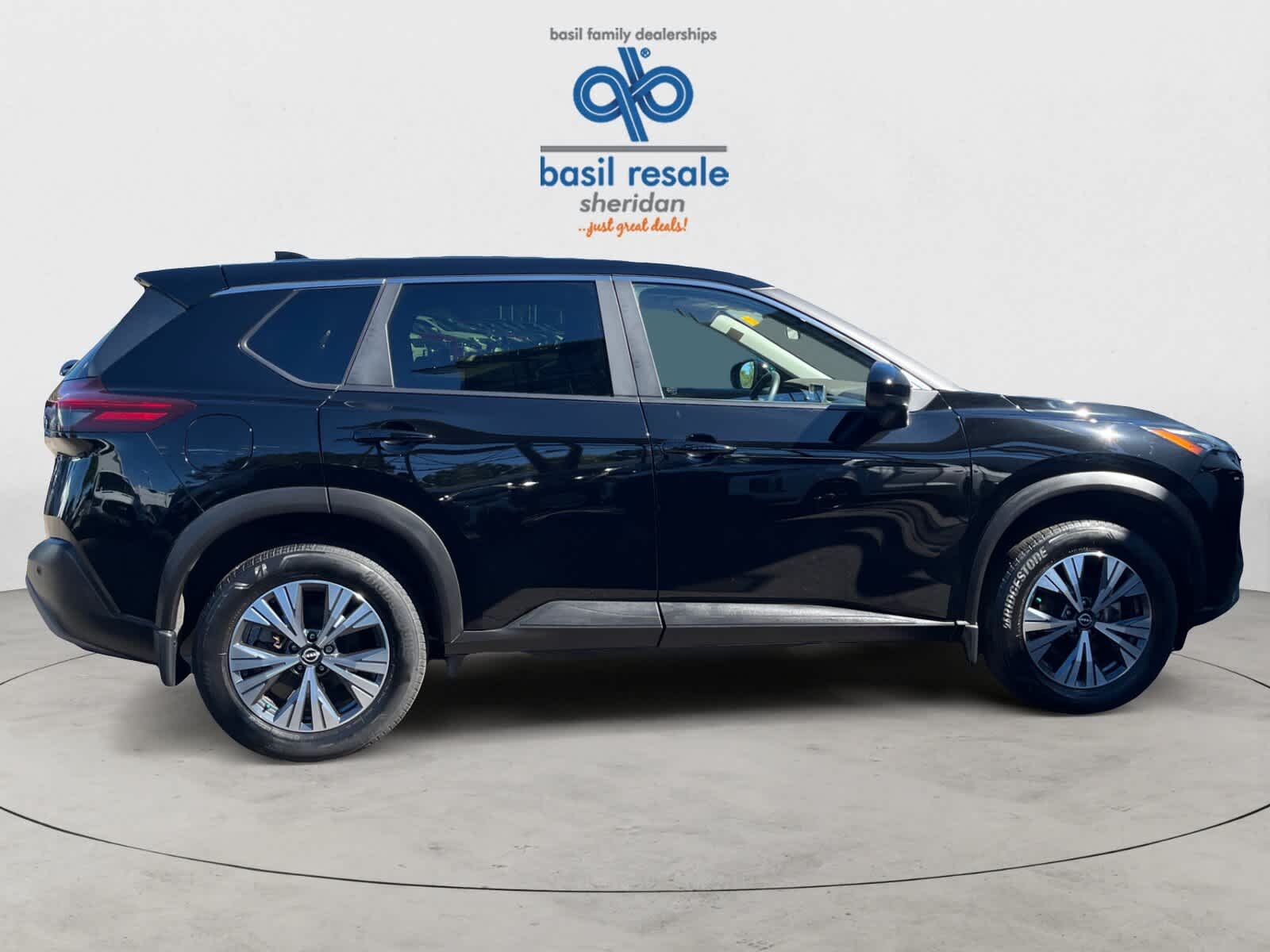 Used 2023 Super Black Nissan SV image 8
