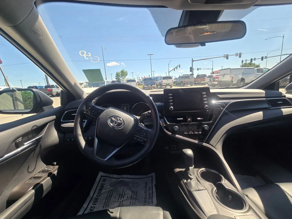 Used 2024  Toyota SE Nightshade image 10