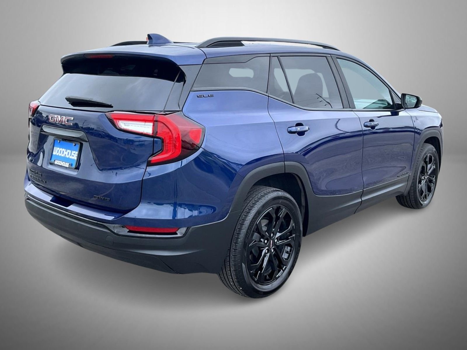Used 2022 Blue GMC SLE image 5