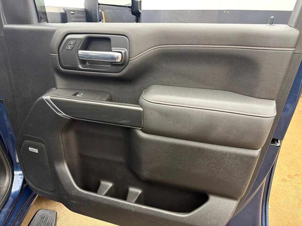 Used 2020 Blue GMC AT4 image 25