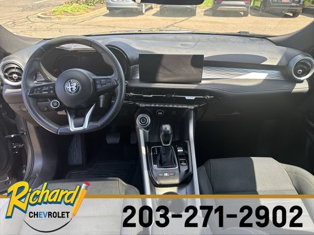 Used 2024 Gray Alfa Romeo Ti EAWD image 10