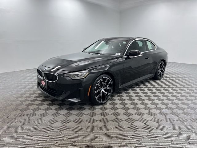 Used 2022 Black BMW 230i image 3