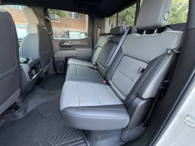 2026 Chevrolet Silverado 1500 ZR2 - Photo 20