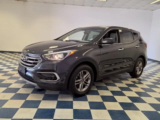 Used 2017 Gray Hyundai 2.4 Base image 3