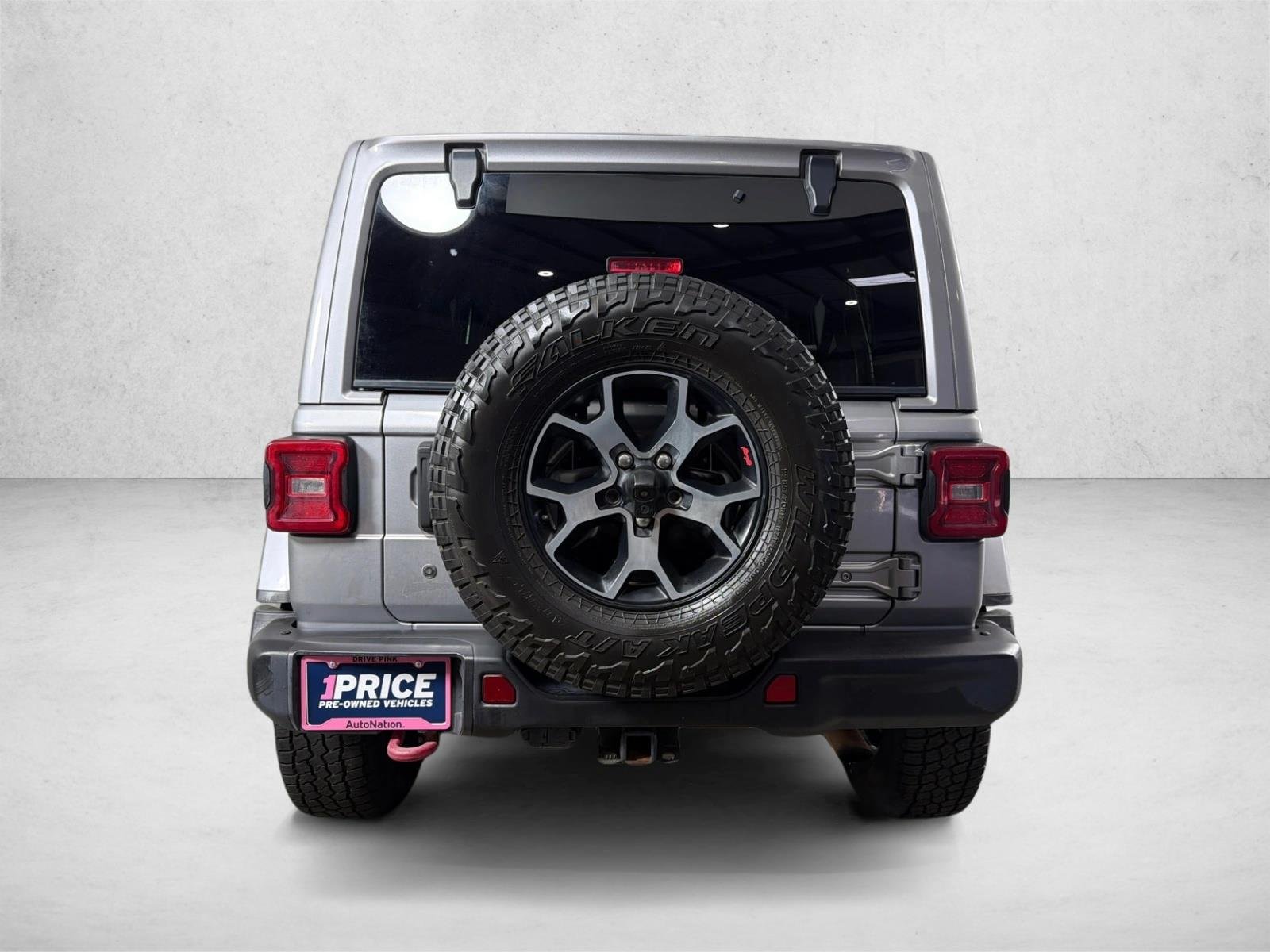 Used 2019 Billet Silver Metallic Clearcoat Jeep Rubicon image 5