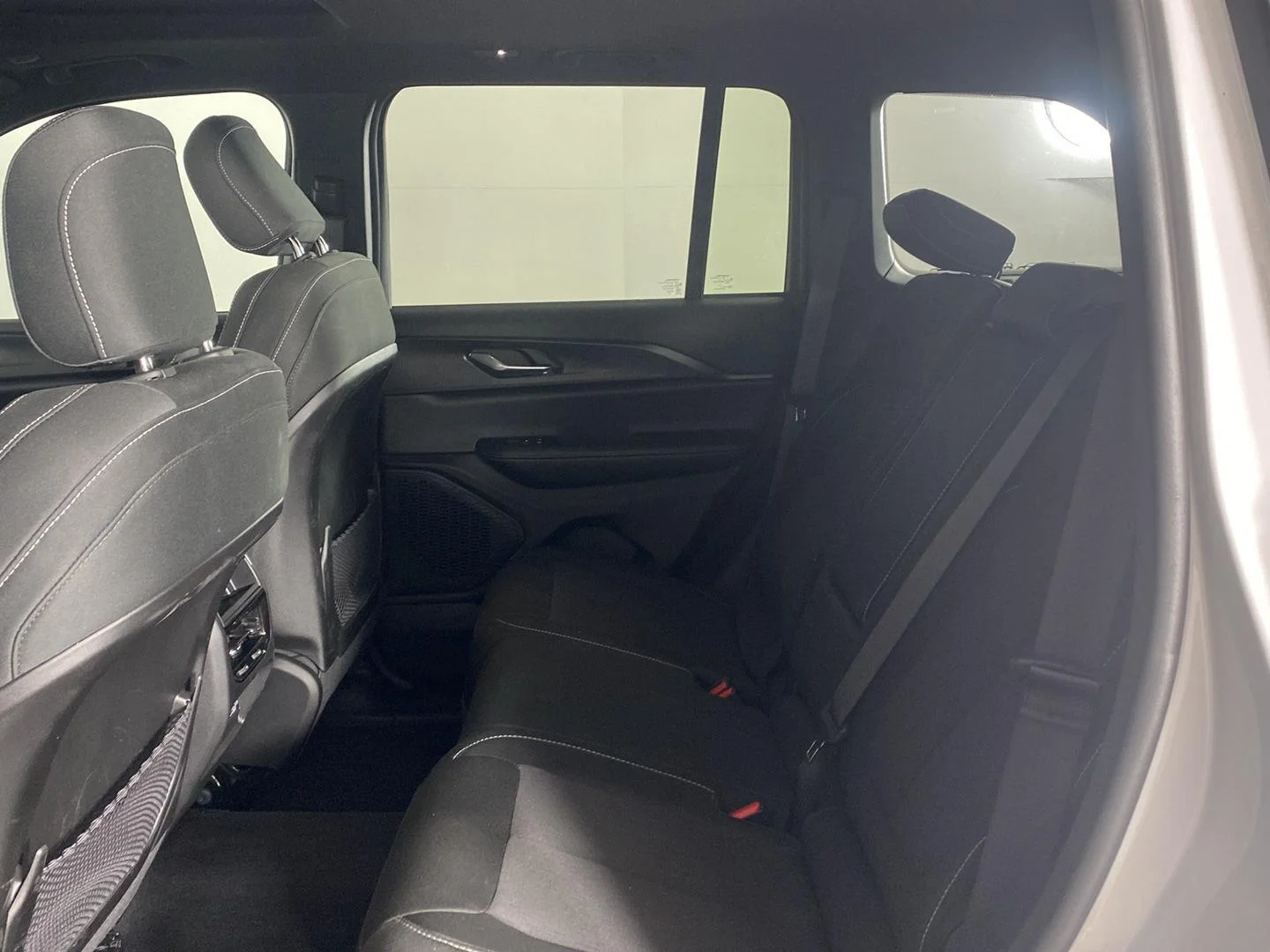 Used 2026 Bright White Clearcoat Jeep Laredo X image 24