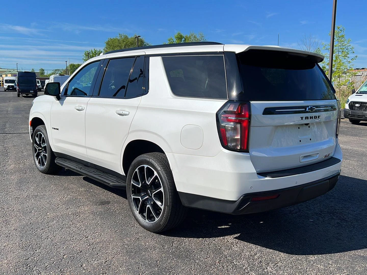 Used 2024 Iridescent Pearl Tricoat Chevrolet RST image 3