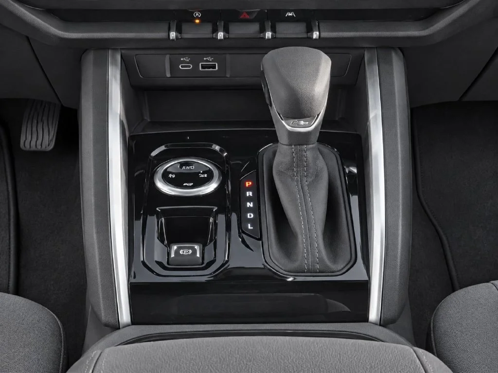 New 2026 White Chevrolet Work Truck image 30