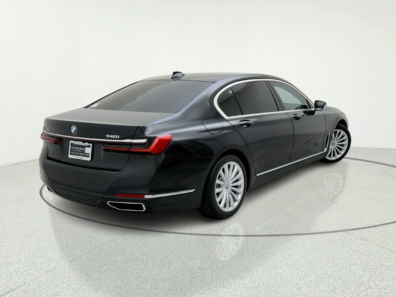 Used 2020 Black Sapphire Metallic BMW 740i xDrive image 9