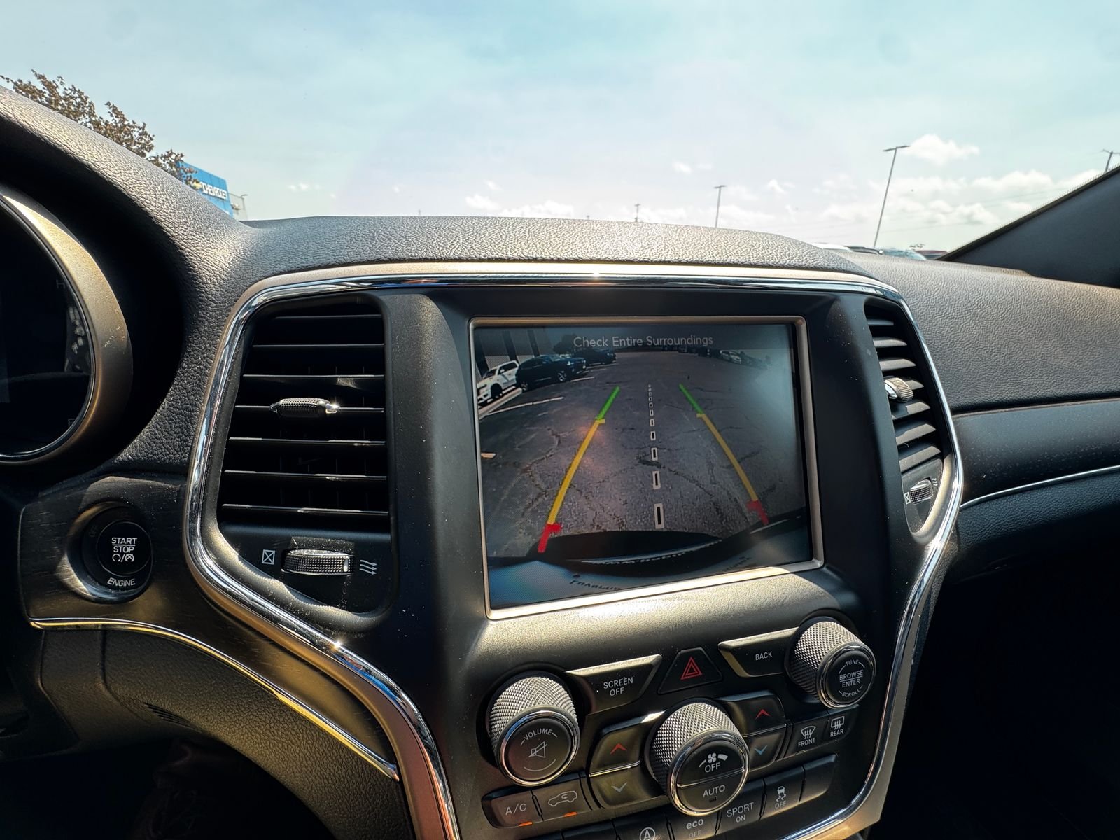 Used 2016 Steel Metallic JEEP Limited image 20