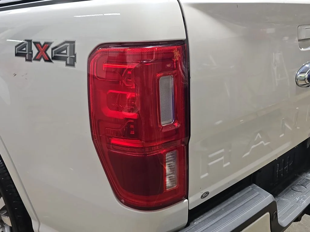 Used 2020 White Platinum Clearcoat Metallic Ford Lariat image 34