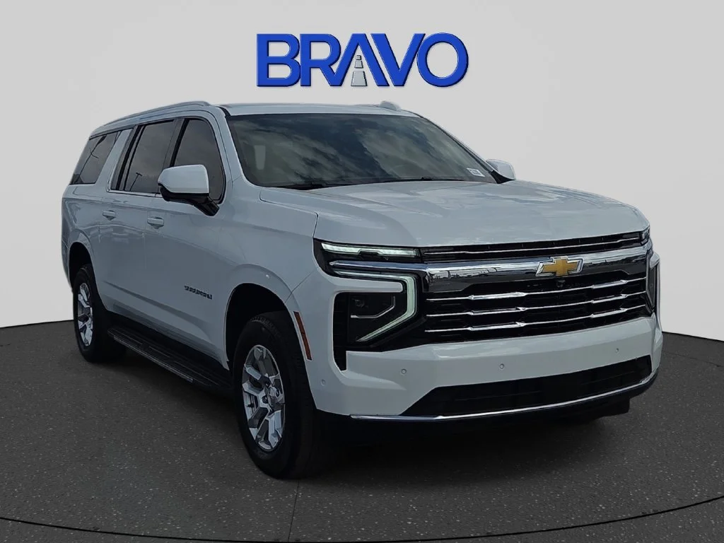 Used 2025 Summit White Chevrolet LT image 6