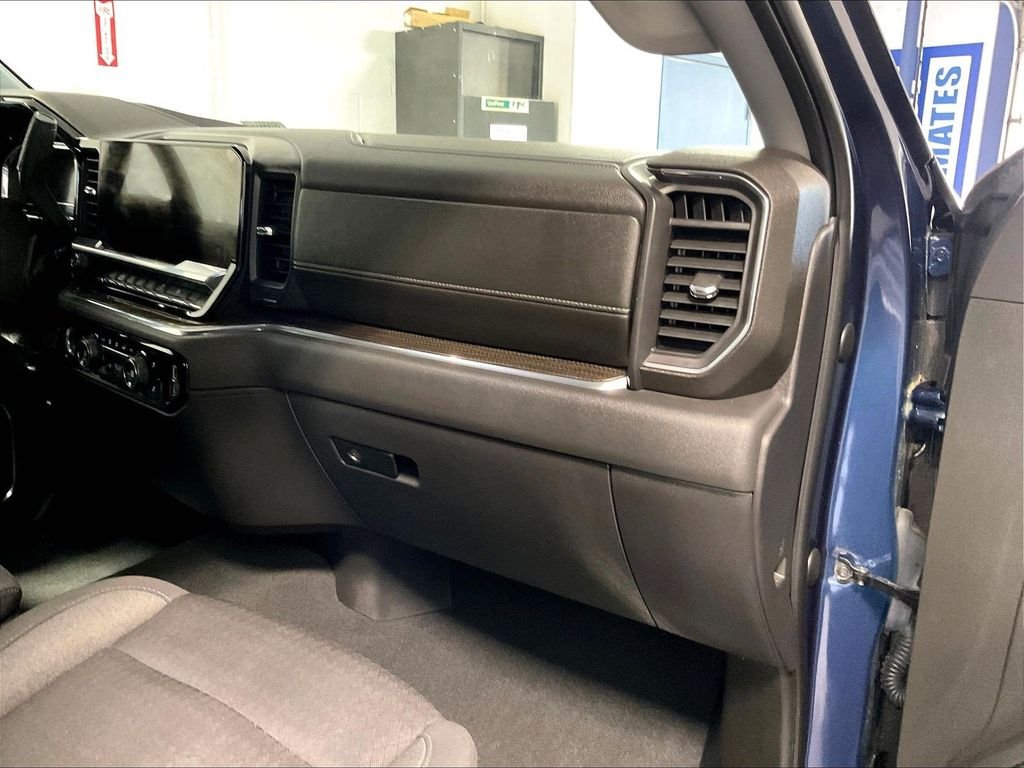 Used 2023 Blue Chevrolet LT image 13