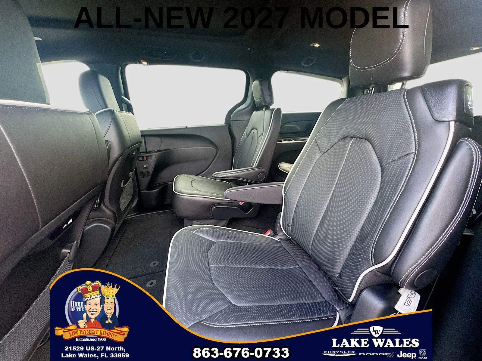 New 2027 Diamond Black Crystal Pearl-Coat Exterior Paint Chrysler Limited image 24