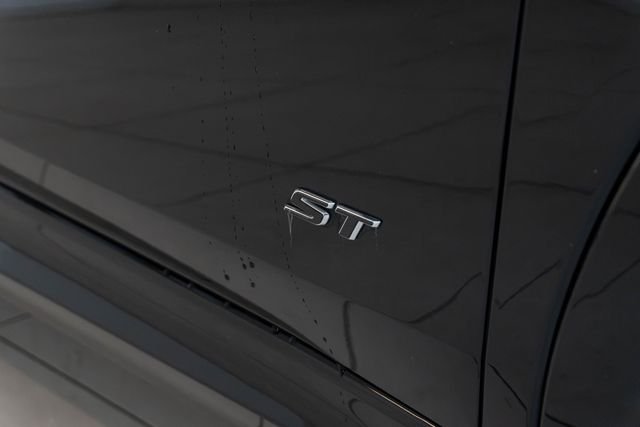 Used 2025 Black Buick Sport Touring image 8