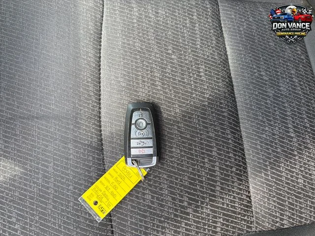 Used 2023 Gray Ford XLT image 30