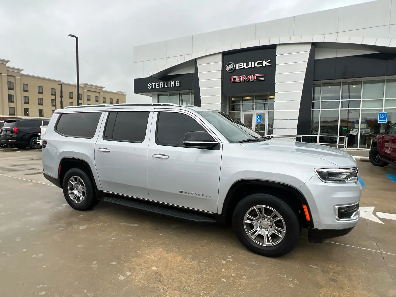2024 Jeep Wagoneer L 4DR 4WD
