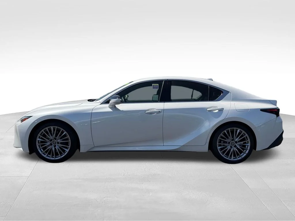 Used 2023 White Lexus 300 image 4