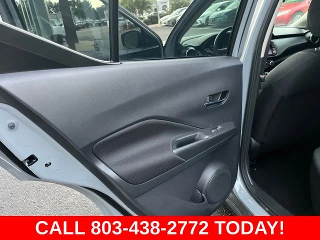 Used 2024 Gray Nissan SV image 11