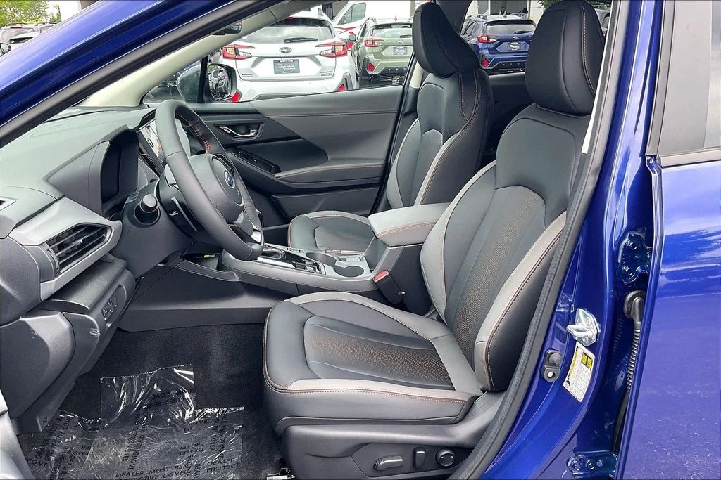 New 2026 SAPPHIRE BLUE PEARL Subaru Limited image 11