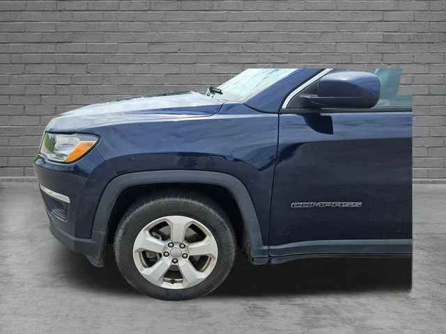 Used 2021 Blue Jeep Latitude image 24