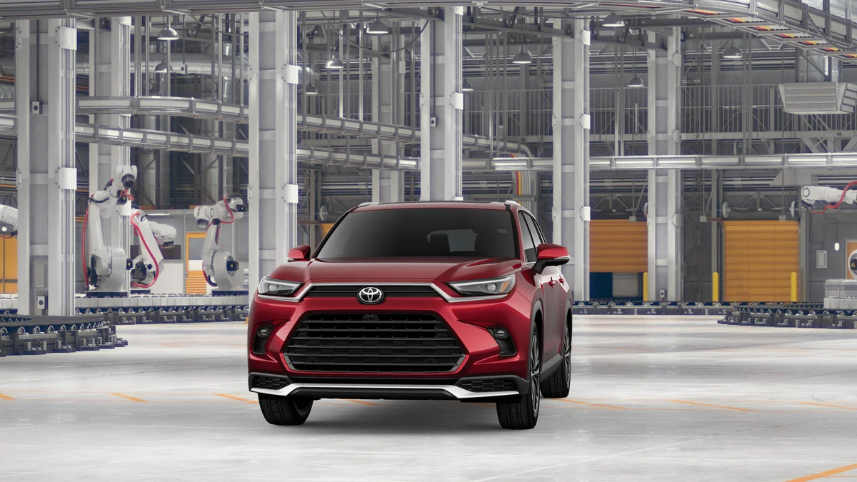 New 2026 Ruby Flare Pearl Toyota Hybrid MAX Platinum image 18
